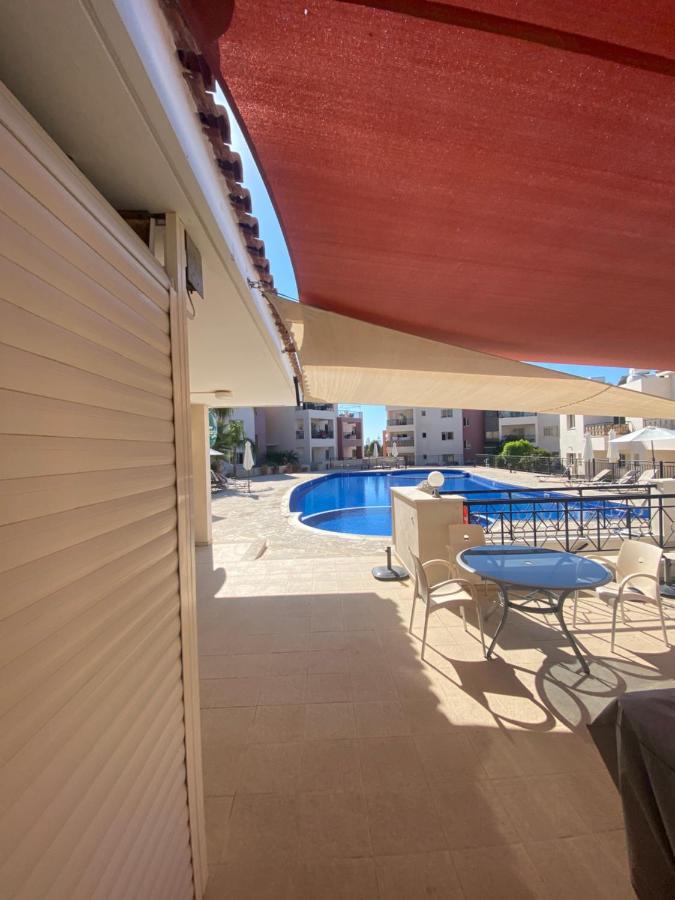 Beautiful Apartment Near The Sea And A Large Private Garden Paphos Exterior foto